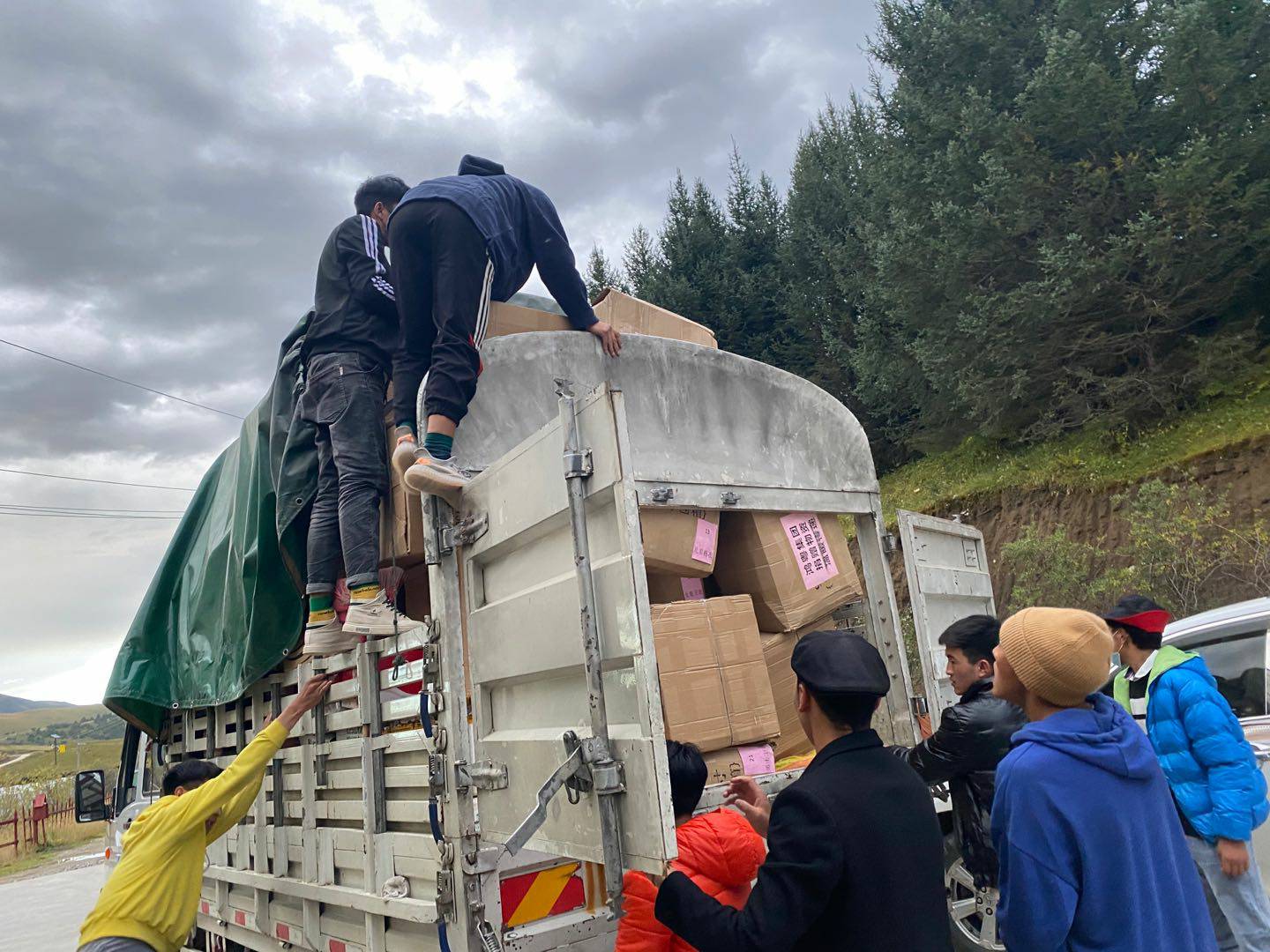 OD官方网页版-OD(中国)公益回顾丨家国同欢月同圆 温暖满载甘孜州(图5)